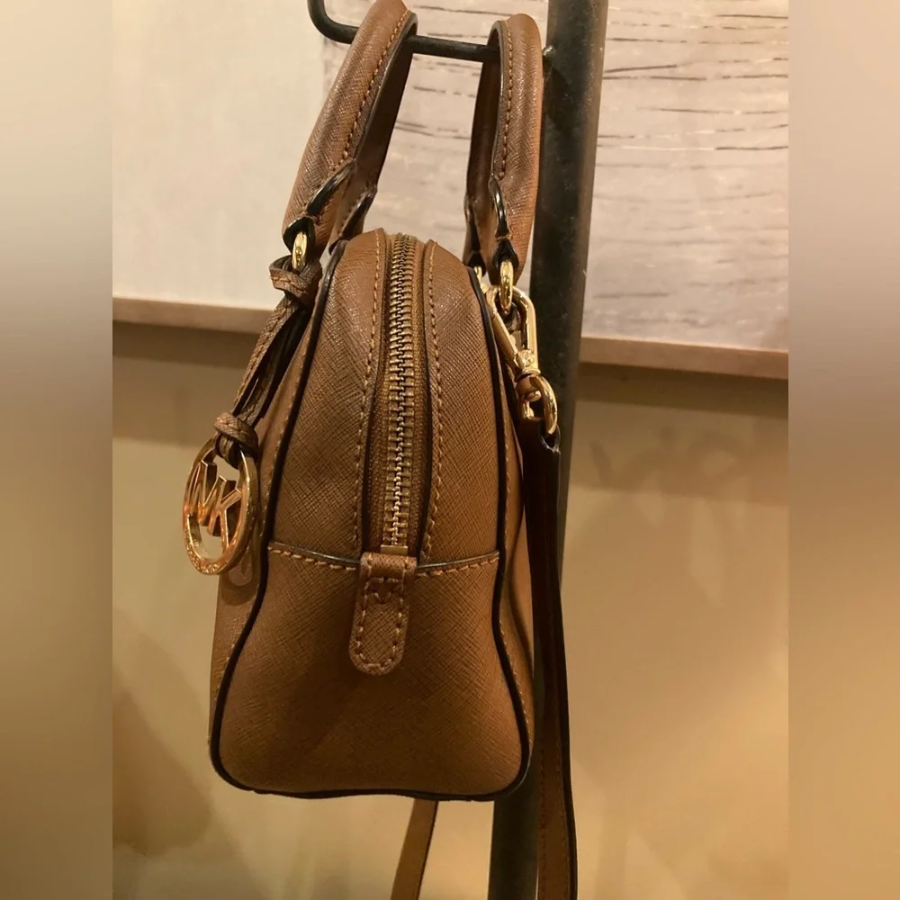 Michael Kors Saffiano Leather Large Satchel Crossbody Bag Logo Charm Caramel 398